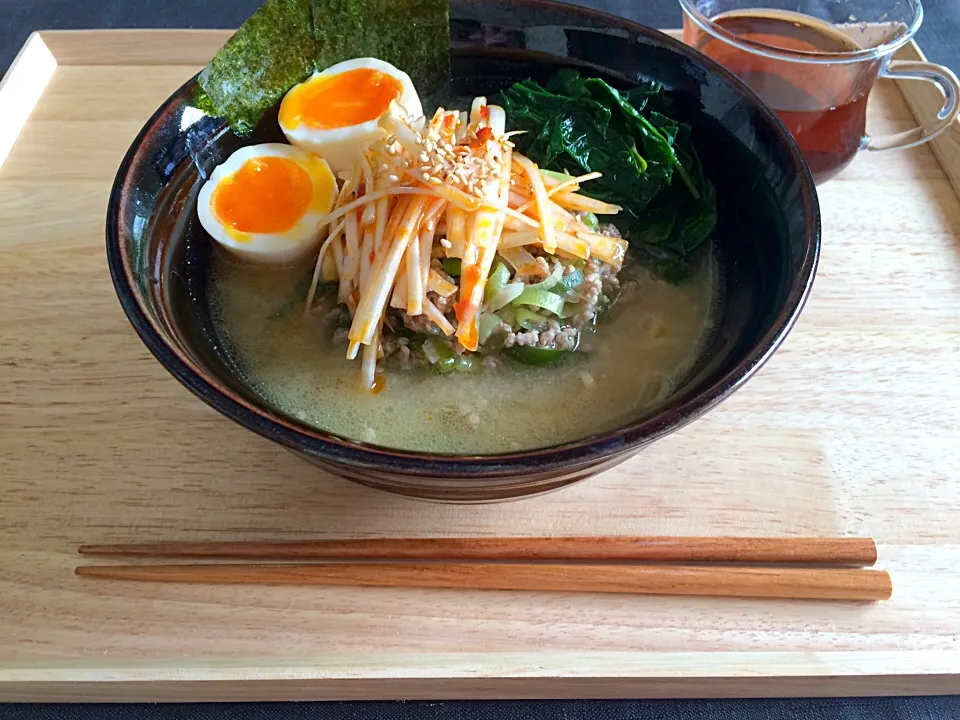 辛さ控えめ担々麺🍜|なつきんぐさん