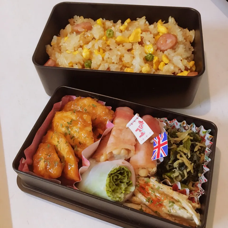 Snapdishの料理写真:炒飯❁鶏の塩麹味噌漬け焼き
えのきベーコンお弁当◟̊◞̊ ♡|융태지ෆ⃛さん