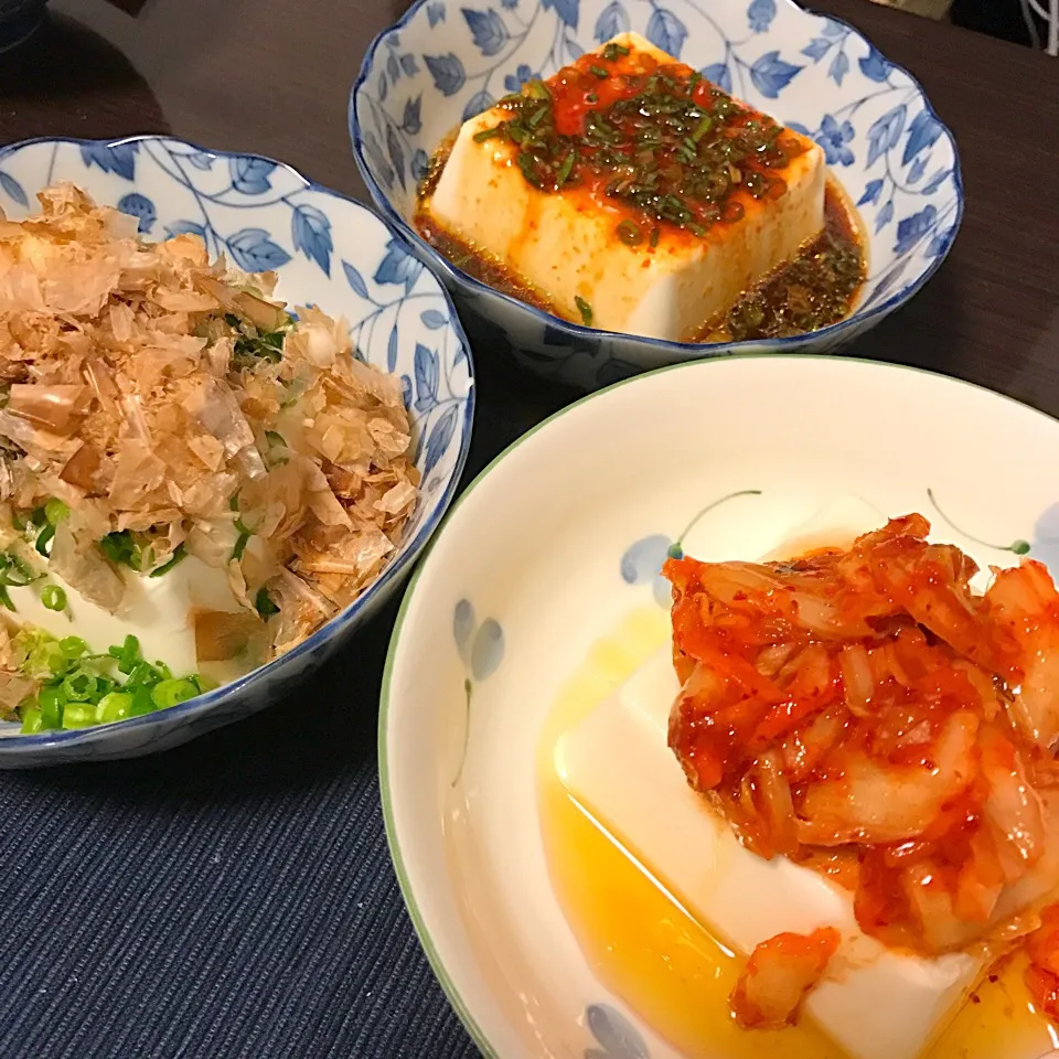 Snapdishの料理写真:冷奴三種(๑•̀ㅂ•́)و和風、中華風、韓国風|Asamiさん