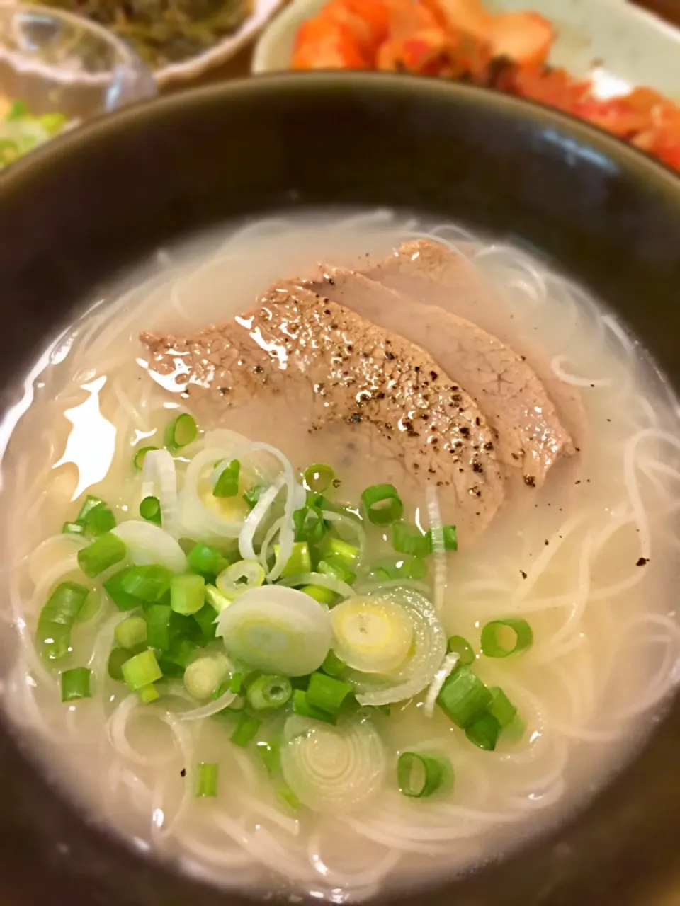 素麺入りゴムタン(牛骨スープ)あったまる〜|Inniさん