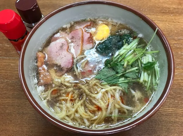 Snapdishの料理写真:ラ王🍜、醤油味❗️✩⃛꒰⁎⁍̴◡⁍̴⁎ ॢ꒱✨|サソリさん