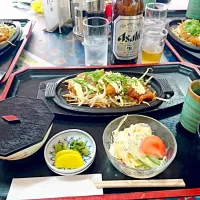 Snapdishの料理写真:ゴルフ場での昼食
「シェフのおまかせ」を頼んだら、苦手なマヨネーズがいっぱい(T-T)|$たけ$さん