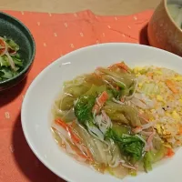 Snapdishの料理写真:鮭チャーハンあんかけ夜ご飯|ごまさん