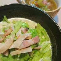 Snapdishの料理写真:キャベツとベーコンのクリームうどん|ごまさん