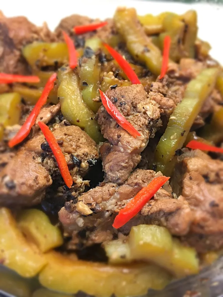 Snapdishの料理写真:Pork ribs with bitter gourd in black bean sauce|karen limさん