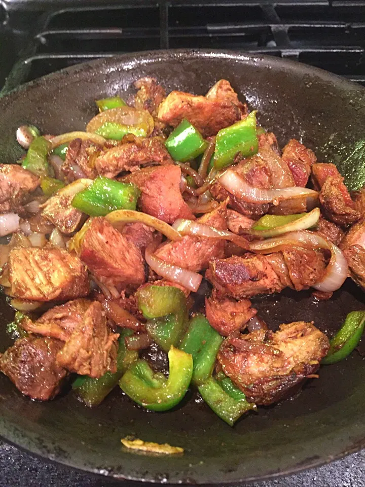 Snapdishの料理写真:Sautéed Carnitas|Alma's Home Kitchenさん