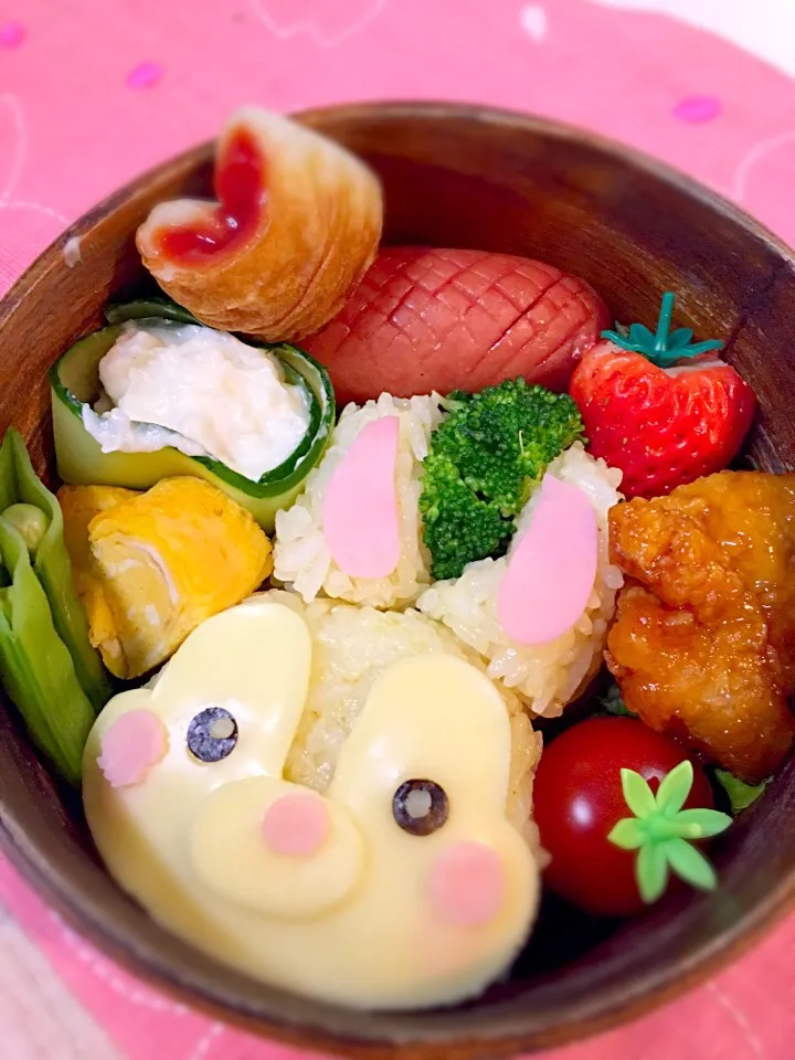 Snapdishの料理写真:#ミスバニー お弁当|Yuki Kawasumiさん