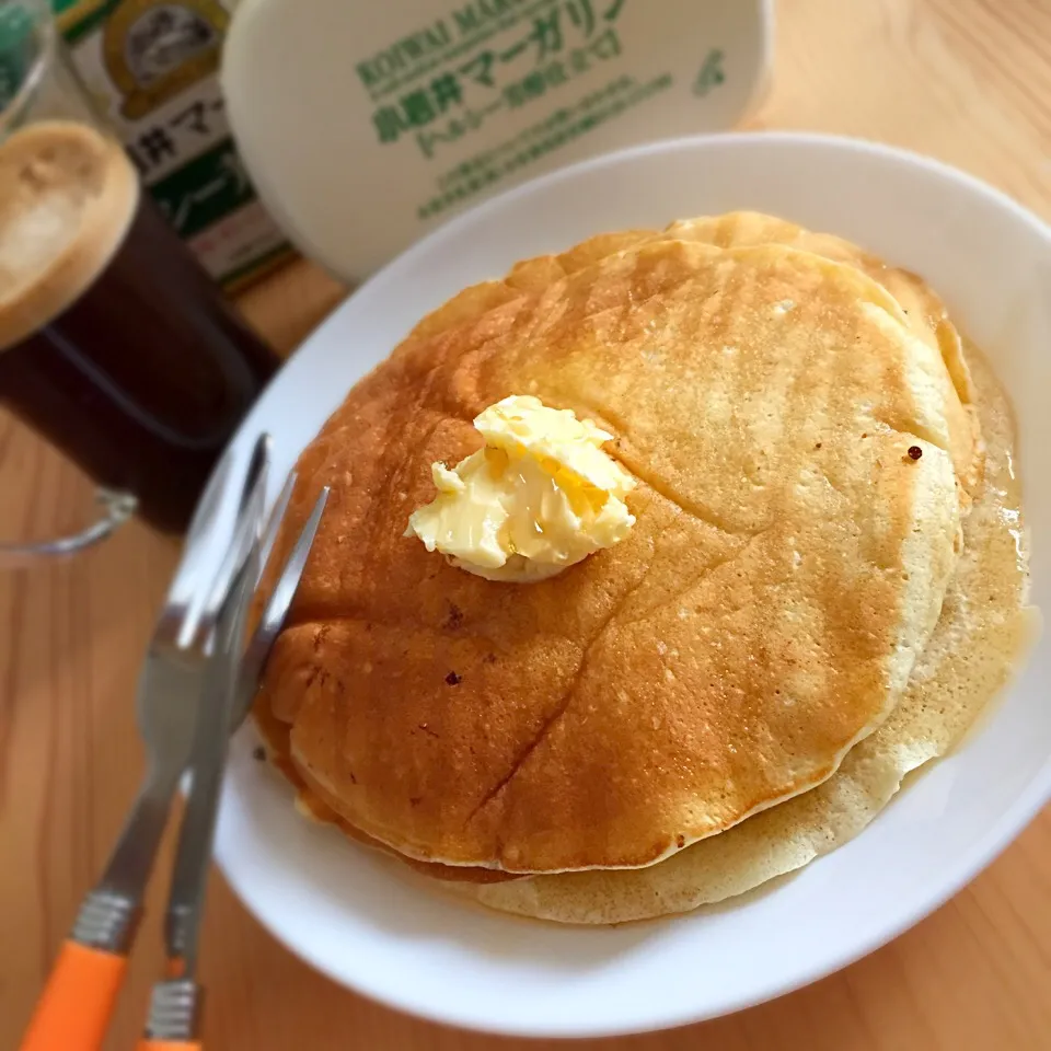 朝食◎ パンケーキ🥞 モニター当選した小岩井マーガリンで😋油っこくなくてとても美味しいです💓|しょちちさん