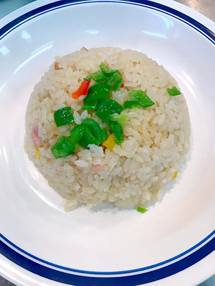 ハムとピーマンの炒飯|学食おばちゃんさん