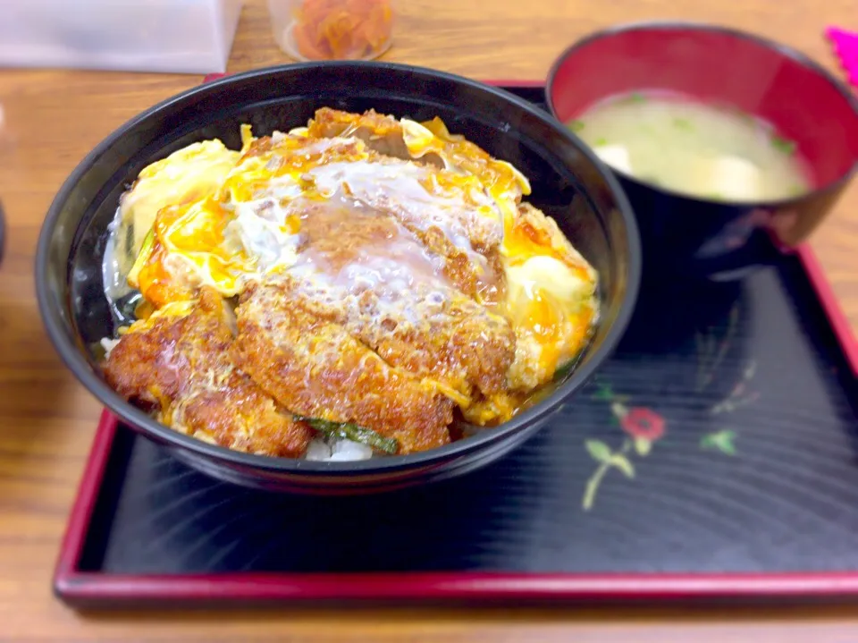 ひえつき食堂のカツ丼|まさま〜ささん