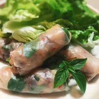 Snapdishの料理写真:Chinese sausage fresh spring roll