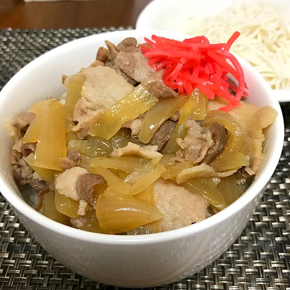 豚丼
#晩ごはん #単身赴任飯|Koichi GOGOさん