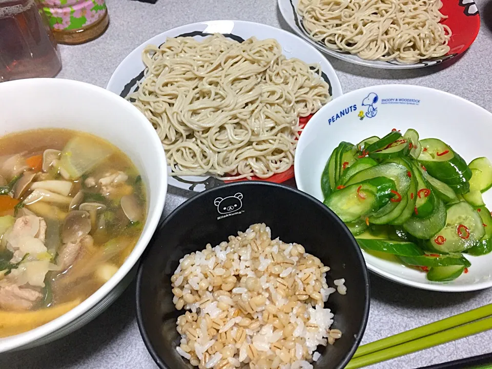 もち麦飯、具沢山肉汁つけ蕎麦、きゅうり昆布だし漬け、|ms903さん