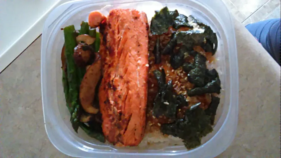 wild salmon lunch box|Aki T Davisさん