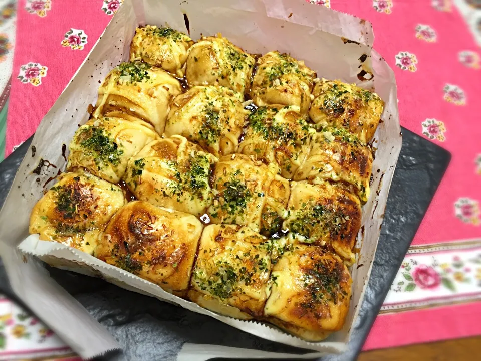 Snapdishの料理写真:たこ焼き風ちぎりパン|みきさん