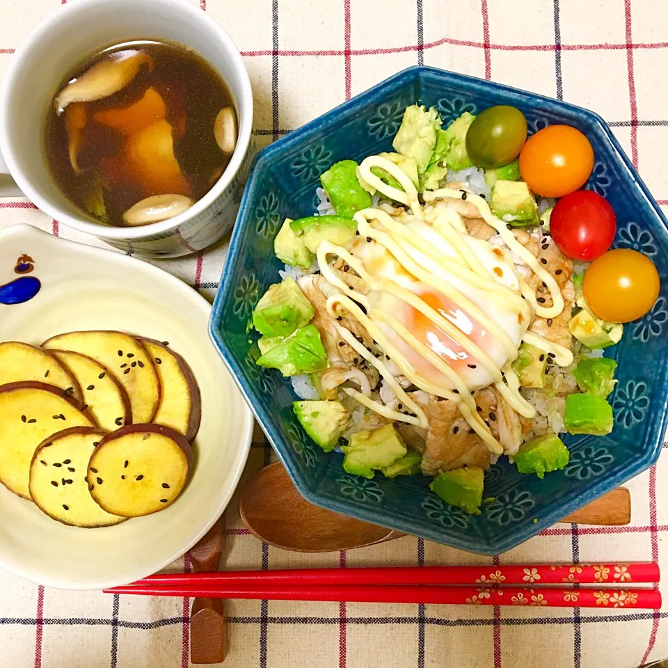 今日の晩ごはん🥑|y u iさん