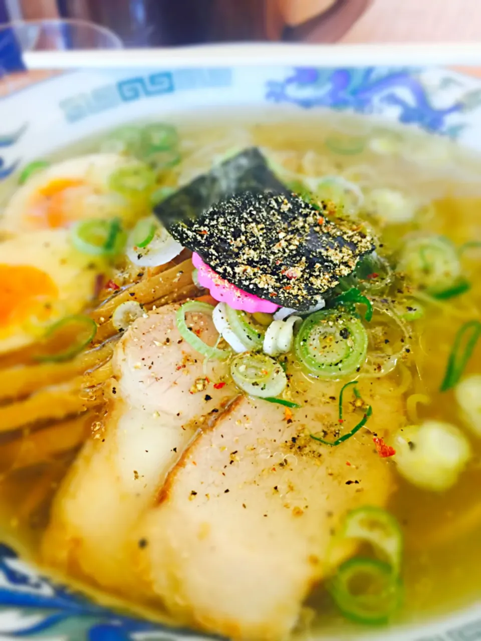 Snapdishの料理写真:釧路塩ラーメン大盛り味玉トッピング|みきさん