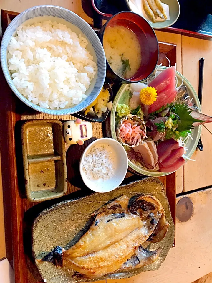 オニカサゴの干物とお刺身定食|田中めぐみさん