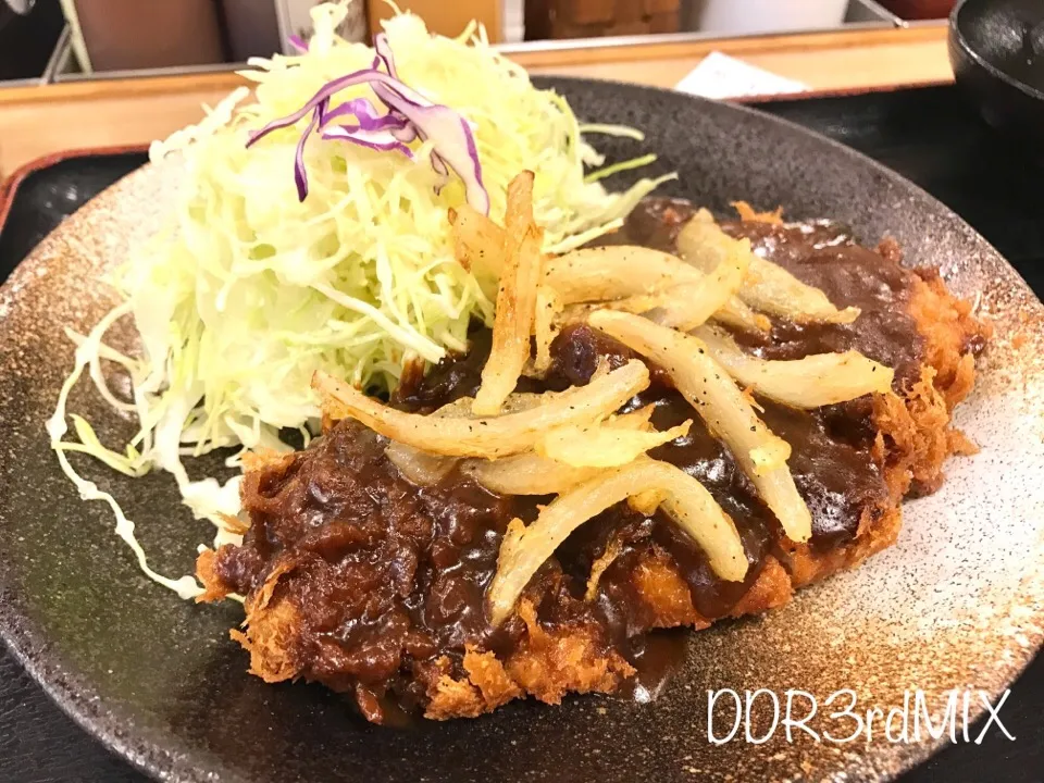 松乃家 幕張本郷店 期間限定 ワンコイン定食のデミかつ定食|ddr3rdmixさん