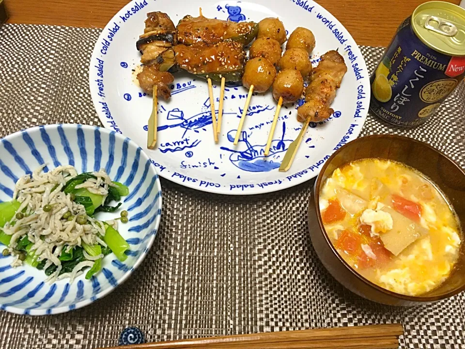 Snapdishの料理写真:#サンラータン #小松菜お浸し #ちりめん山椒 #焼き鳥 #お惣菜|hhhさん