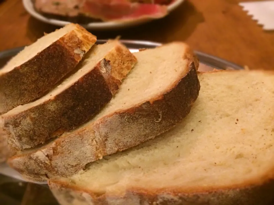 Sliced handmade bread|ayumi oginoさん