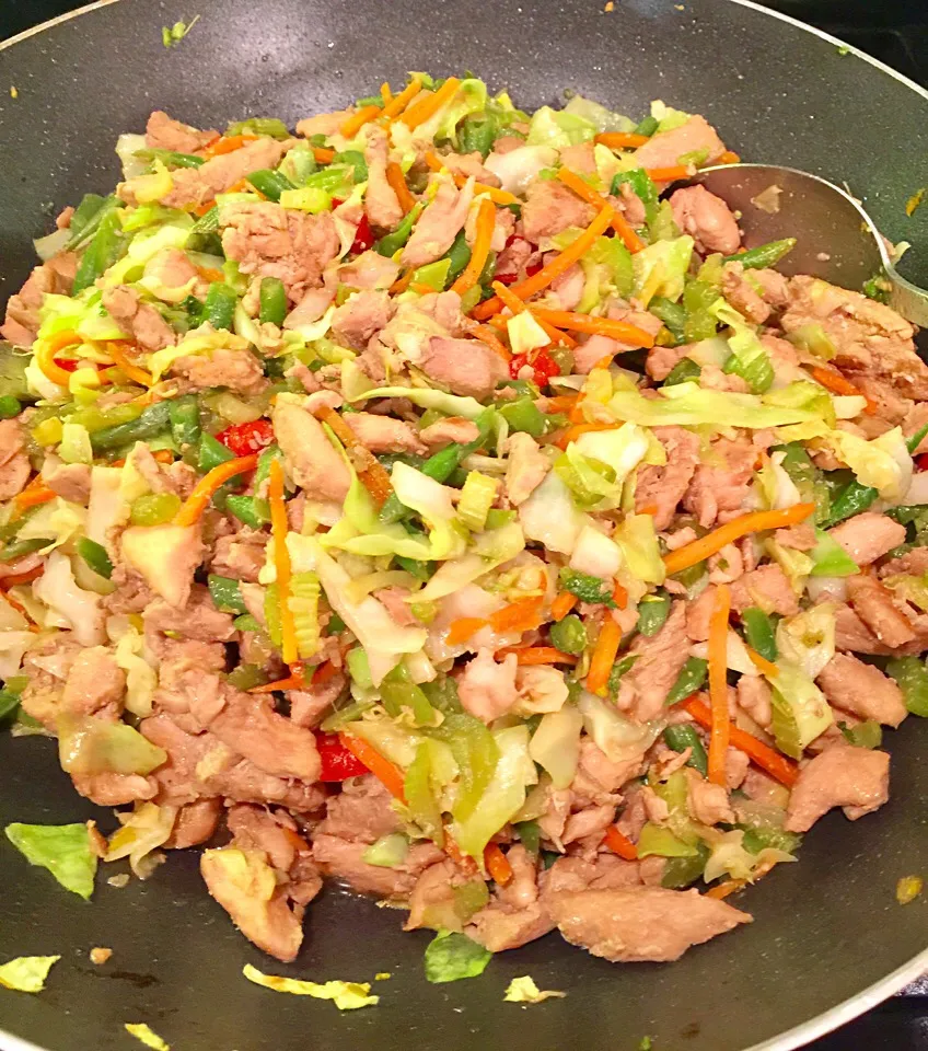 Chicken with Mixed Veggies|Alma's Home Kitchenさん