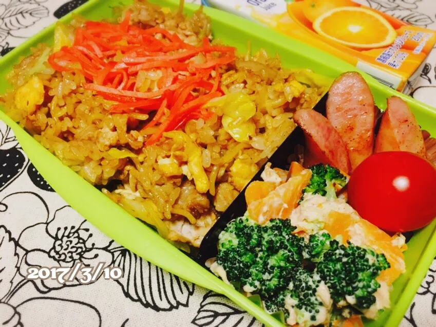 Snapdishの料理写真:高2息子弁当〜そば飯〜|じゅんけさん