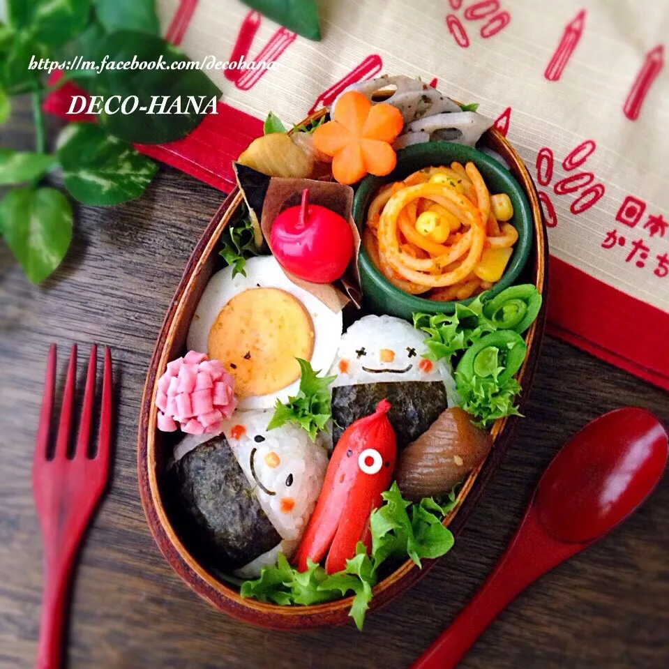 レトロなおかずのおにぎり弁当🍙|さとみ (satomi_foodart)さん