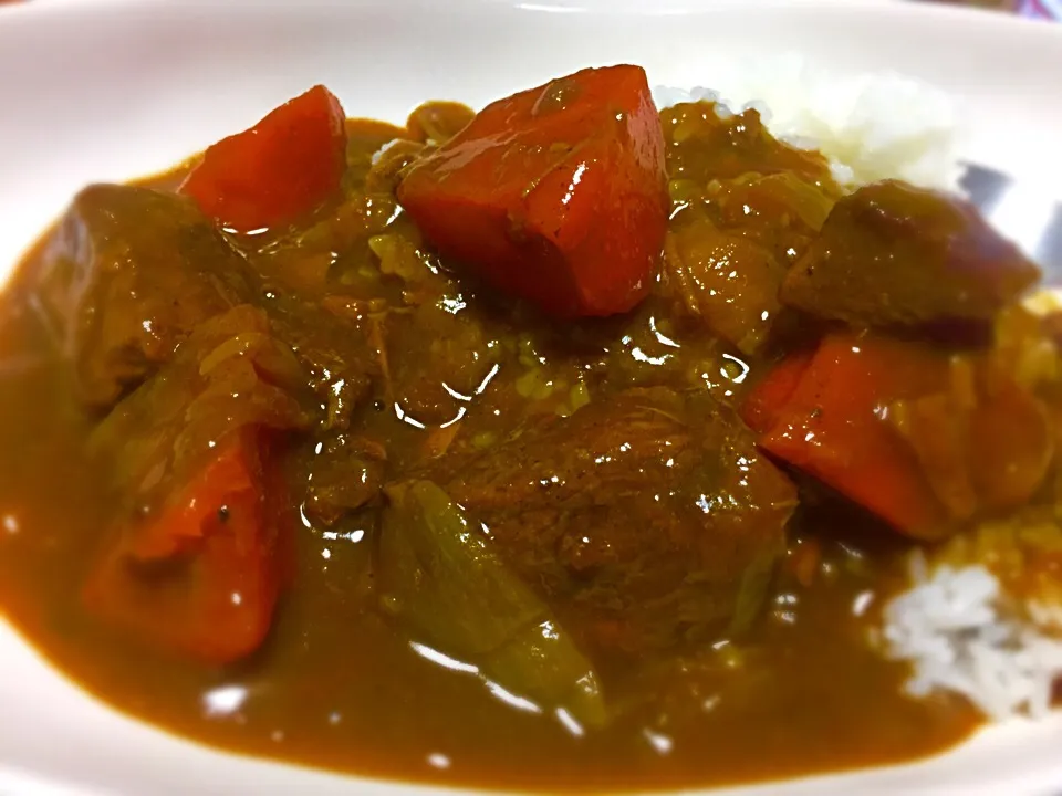 Snapdishの料理写真:ヘルシアホットクック様作の欧風カレー🍛|buhizouさん