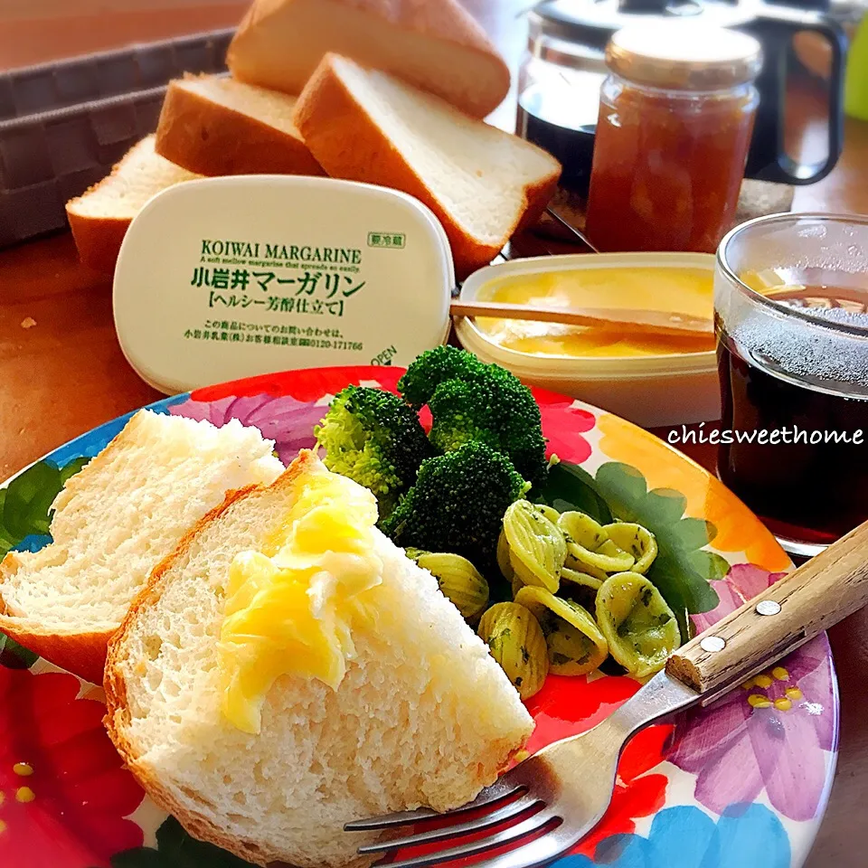 焼きたてパンでモーニング|chieko ♪さん