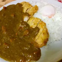 Snapdishの料理写真:ザ、カツカレー 🤗|Eriko Courtadeさん