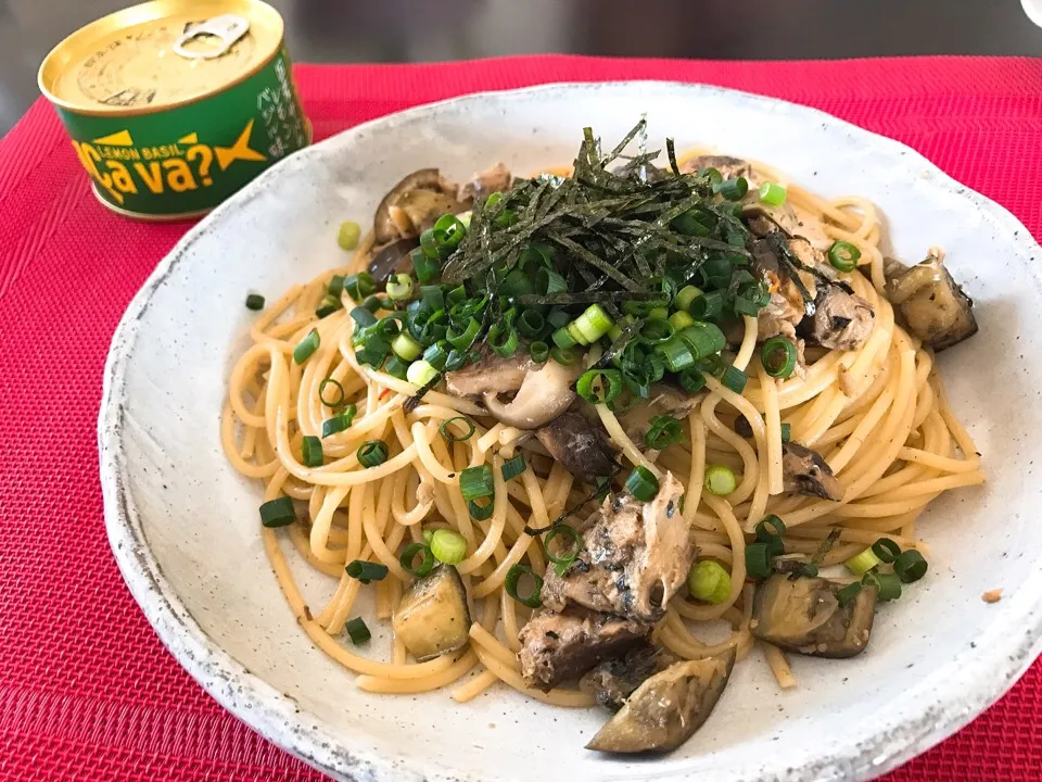 Snapdishの料理写真:岩手の鯖缶を使って
鯖と茄子の和風パスタ
#三陸フィッシャーマンズプロジェクト
#cava|Jun  Sakamotoさん