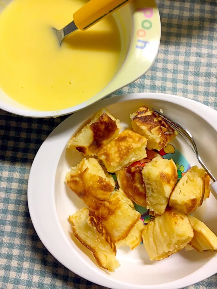 コーンスープと餅入りホットケーキ🥞|ケンケンさん