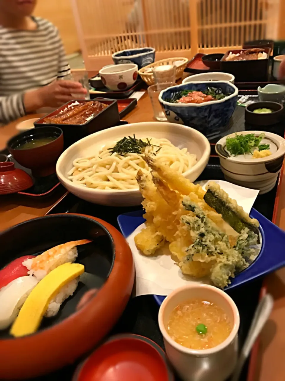 Snapdishの料理写真:和歌山日帰り旅行の帰り
#よし平  にて‥
いただきます😋|ゆかさん