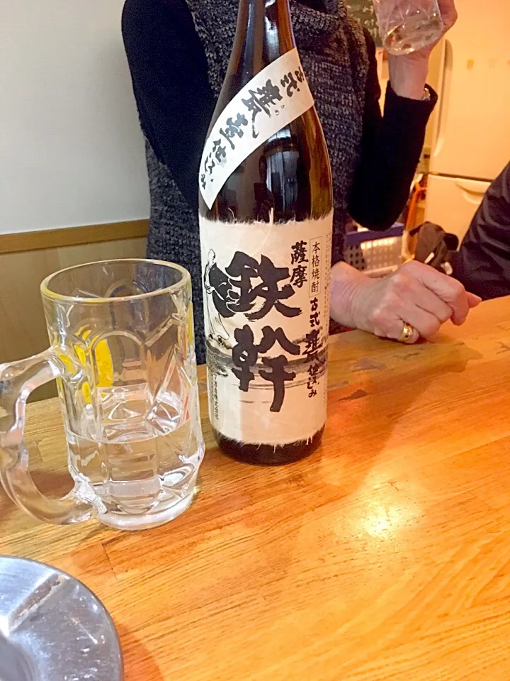 何時もの居酒屋で🏮新焼酎を飲んでっと|Tarou  Masayukiさん