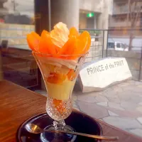 Snapdishの料理写真:#PRINCEoftheFRUIT #瀬戸内三昧パフェ|kkkyokoさん