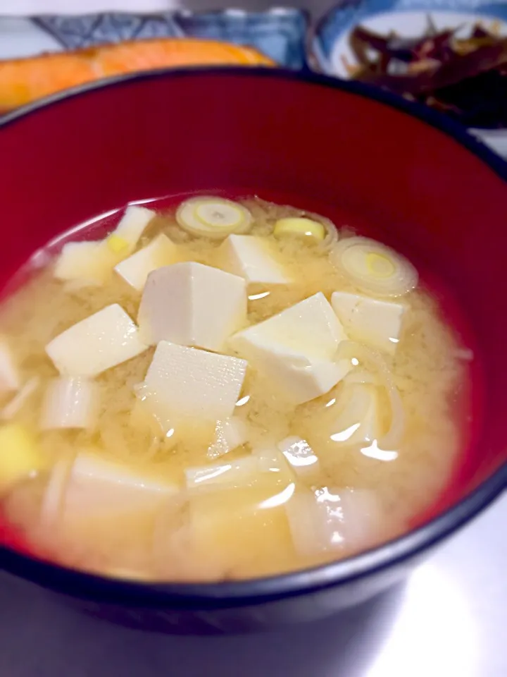 豆腐とネギの味噌汁|ももこの星の王子さまさん