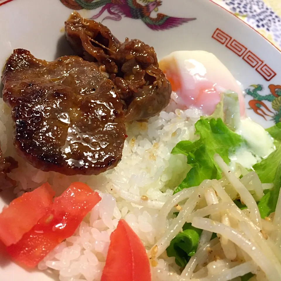 焼き肉丼|kenji kojimaさん