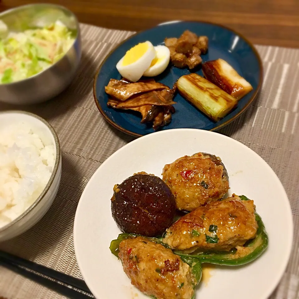 3.12
・椎茸とピーマンの肉詰め
・こんがりゴボウ味噌
・ネギの柚子胡椒焼き|たまさん