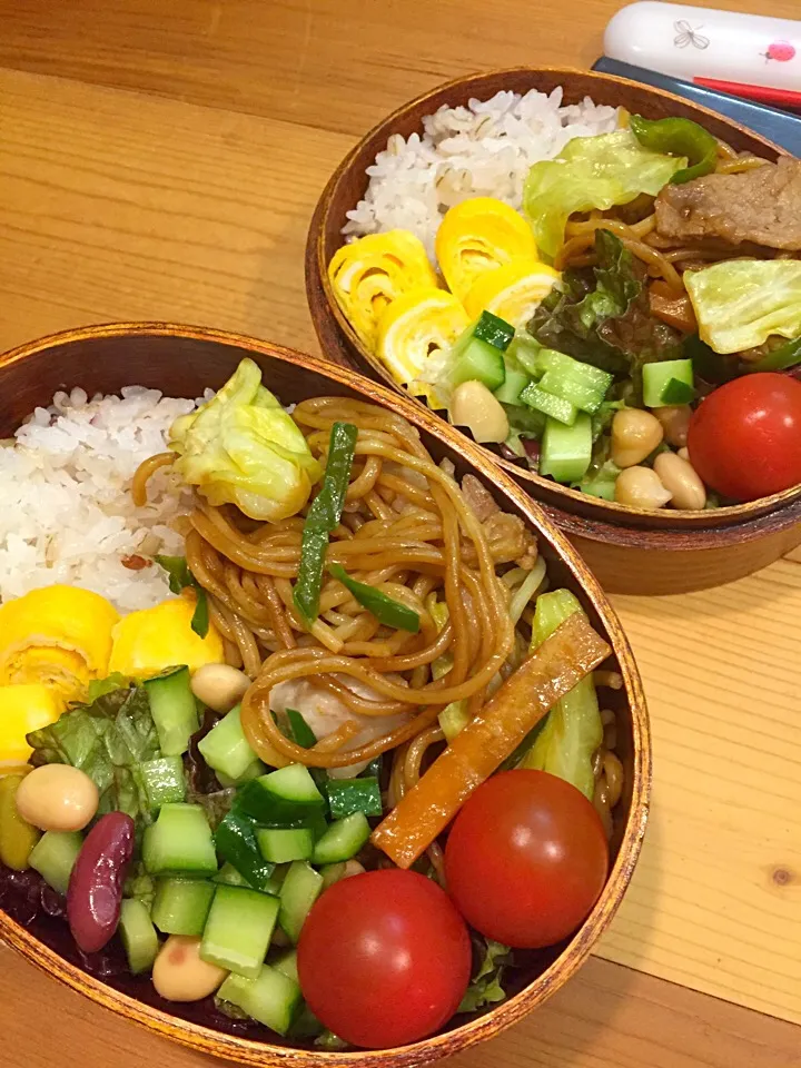 ふたり弁当

雑穀ごはん
焼きそば
卵焼き
サラダ(サラダ豆 きゅうり サニーレタス
          ミニトマト)|ひななぎさん