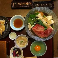 Snapdishの料理写真:［日本· 江戸川］和牛壽喜燒 & 饅魚飯|yvonnehsuさん