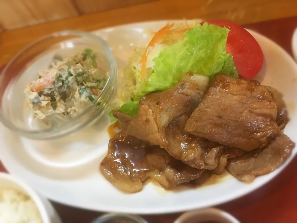 豚肉の生姜焼きと白和え|茶一郎さん