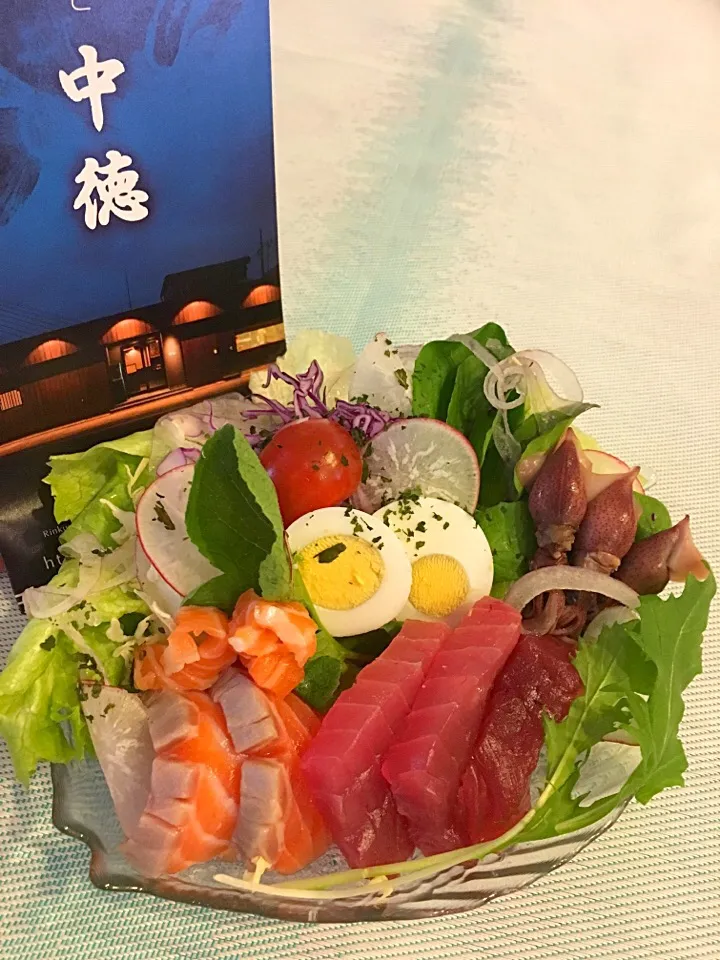 フレッシュお刺身サラダ🥗|中野家の食卓さん