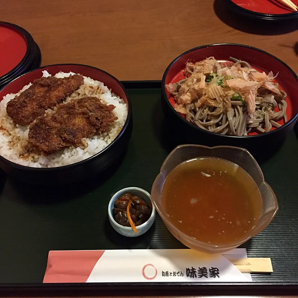 ソースカツ丼と越前おろしそばの定食*\(^o^)/*|すかラインさん