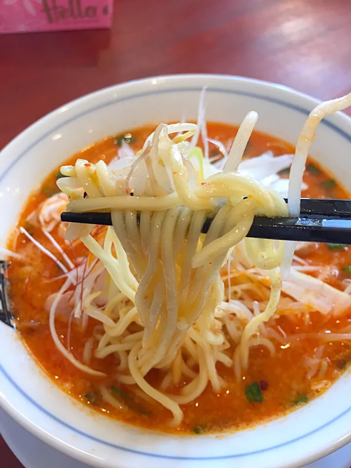 Snapdishの料理写真:麺屋あぶらや 牛骨白湯炎|たかさんさん