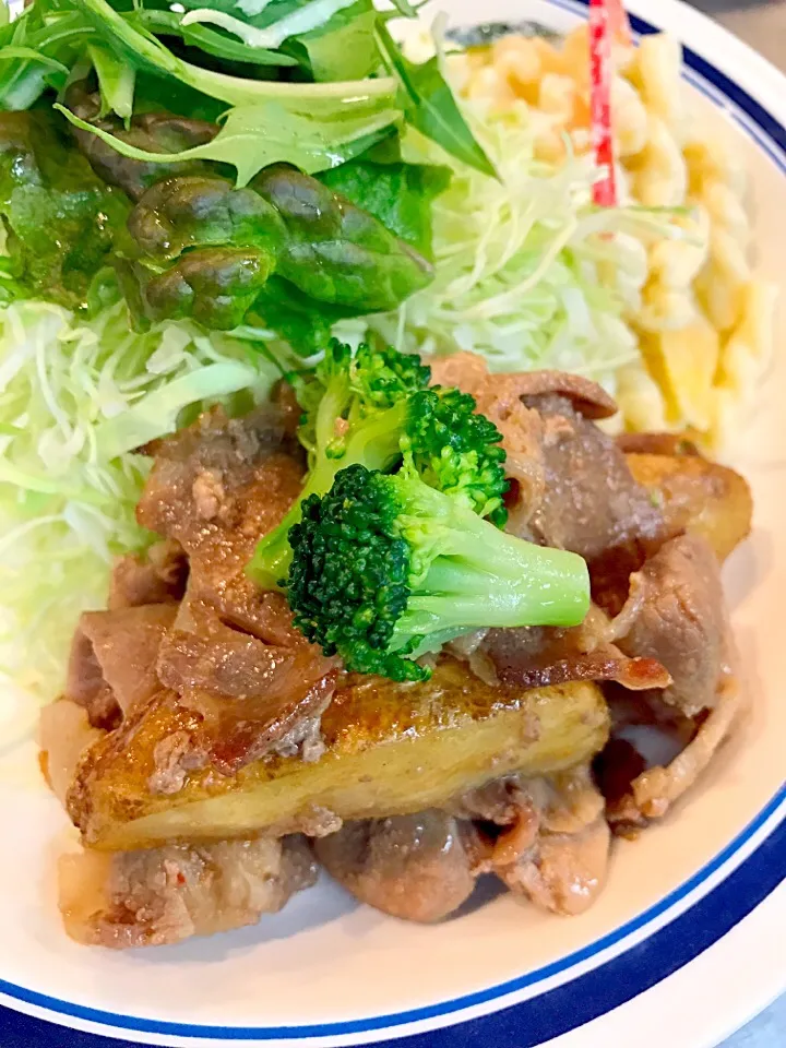 豚肉とポテトのガーリック醤油炒め|学食おばちゃんさん