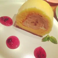 Snapdishの料理写真:米粉ロールケーキ＊甘さ控えめの豆腐クリームでグルテンフリー♡|さーやん＊さん