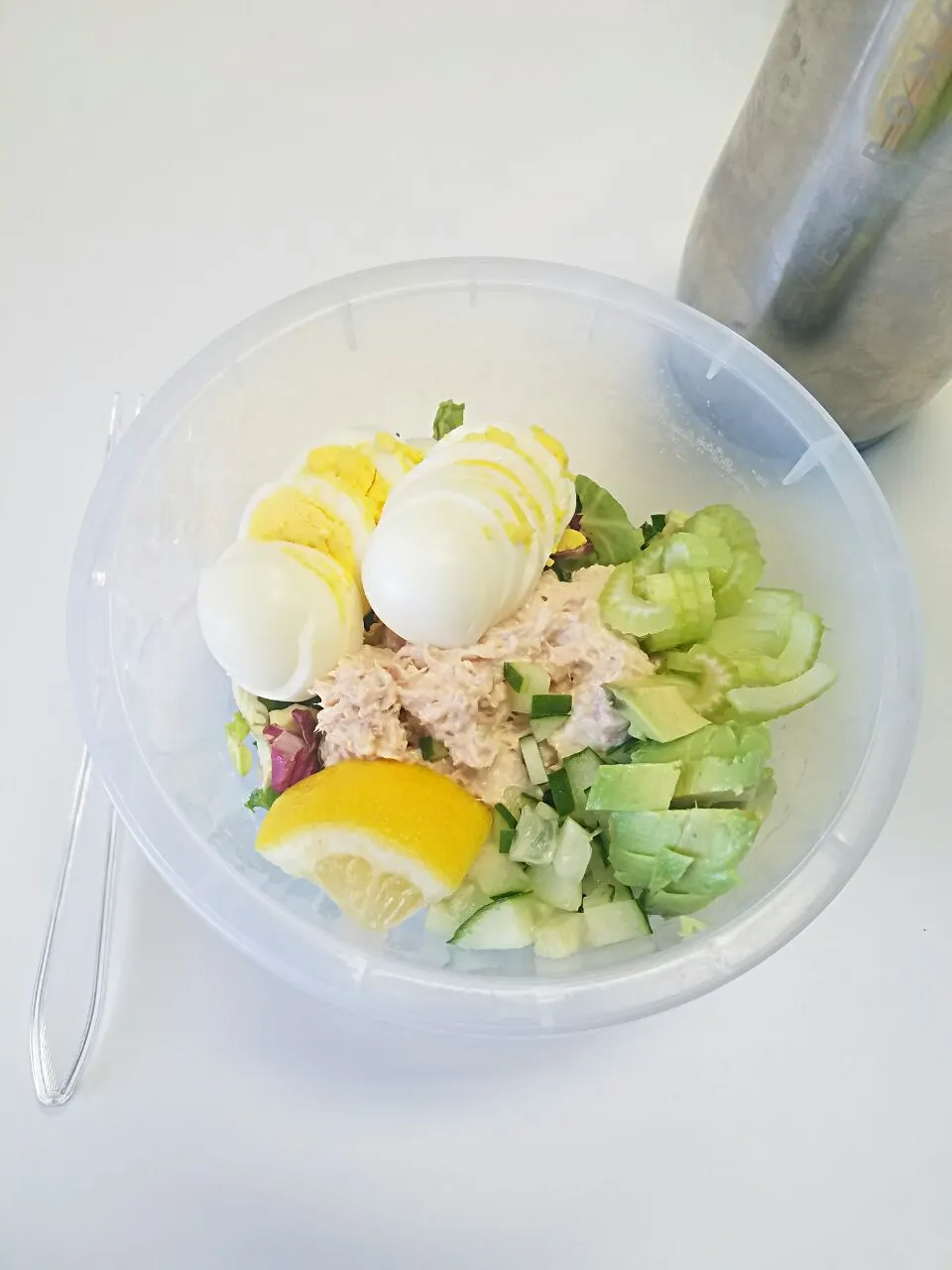 #whole30 tuna salad...not to shabby for a lunch made at work.|Erin Walker Grayさん