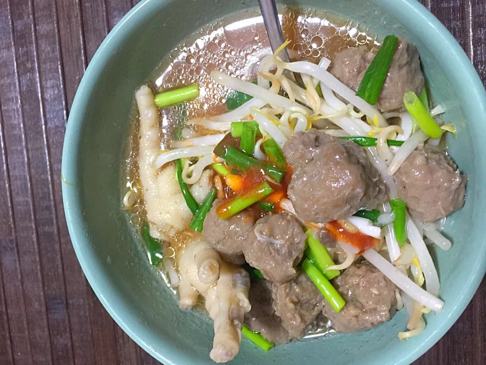 Snapdishの料理写真:Bakso urat|yeni kartikasariさん