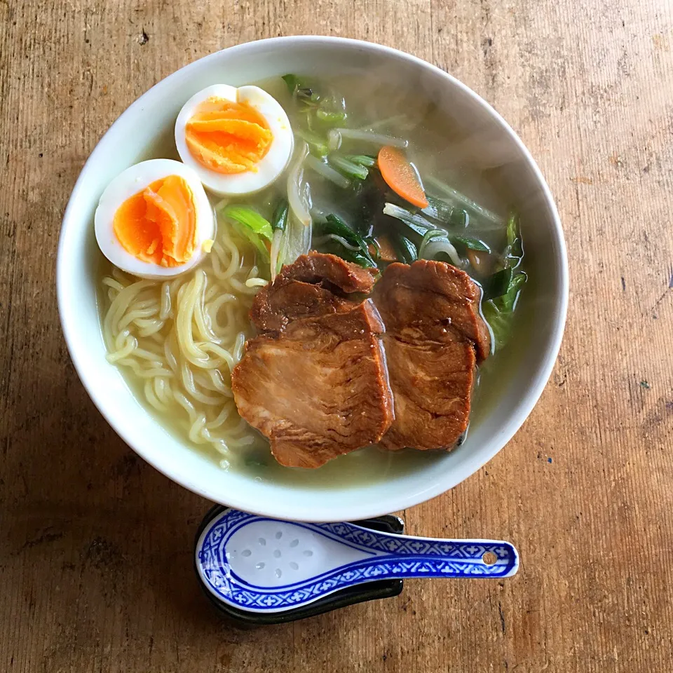 春休みの昼ごはん‼︎
#昼ごはん #お昼ごはん #lunch #ラーメン #タンメン #塩ラーメン|Yoshinobu Nakagawaさん